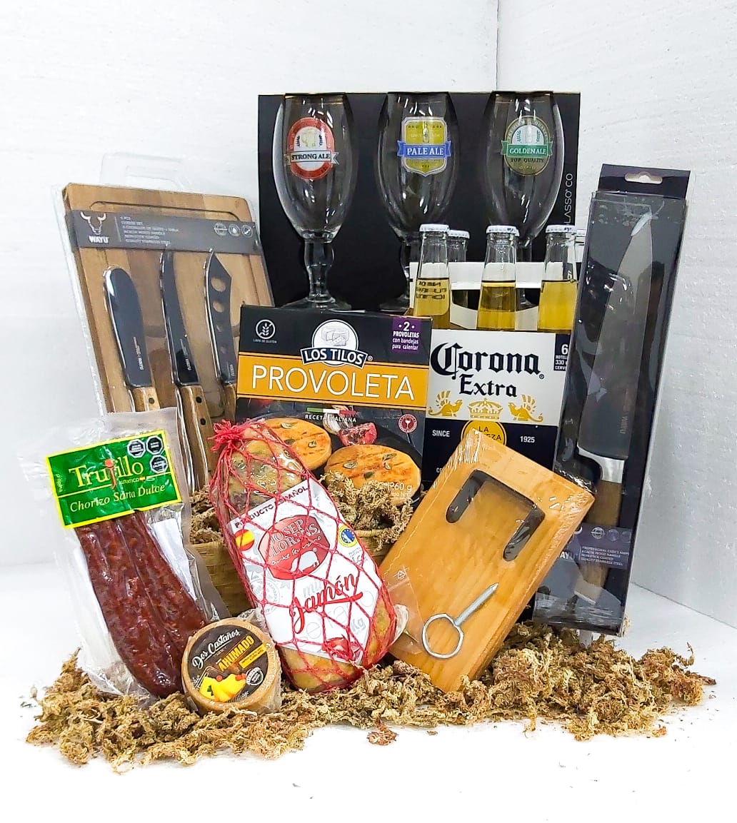 Chorizo Sarta Dulce, Pack de Cervezas, Provoleta, Kit Serrano, Set de Copas Cerveceras, Cuchillo de Acero, Kit de Cuchilllos y Q