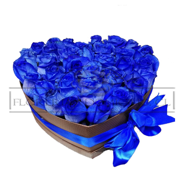 Caja Corazn con 25 Rosas Azules 